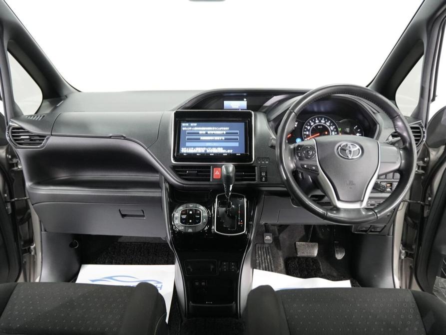 Toyota Noah III (R80) Рестайлинг Новосибирск  - изображение 11