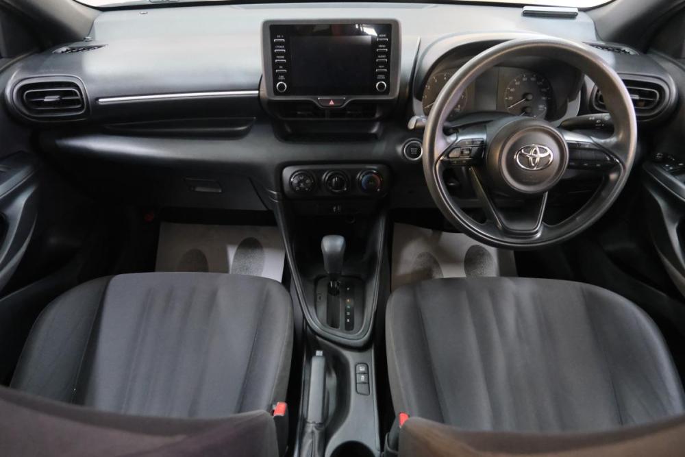 Toyota Yaris IV Омск  - изображение 14