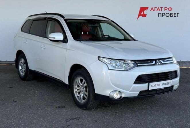 Mitsubishi Outlander III с пробегом 2013 года, цена 1 480 000 рублей, 137489 км, внедорожник, Автокод Объявления