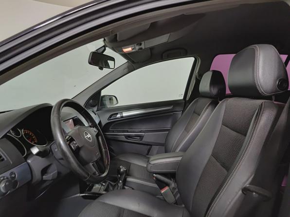 Opel Astra H Рестайлинг с пробегом 2008 года, цена 270 000 рублей, 307861 км, хэтчбек, Автокод Объявления
