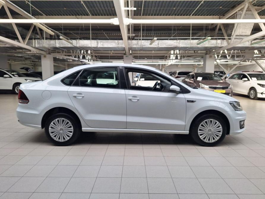 Volkswagen Polo V Рестайлинг Челябинск  - изображение 8