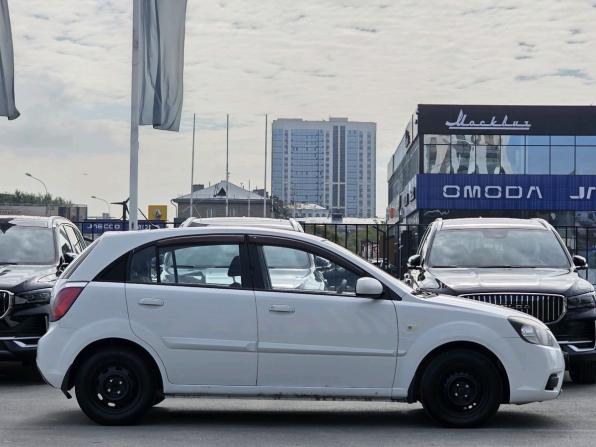 Kia Rio II Рестайлинг с пробегом 2011 года, цена 536 000 рублей, 258272 км, хэтчбек, Автокод Объявления