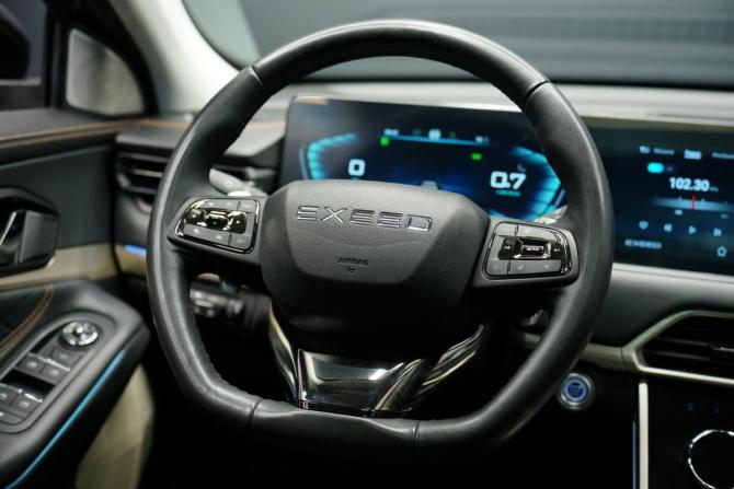 Exeed TXL I Рестайлинг с пробегом 2023 года, цена 2 467 000 рублей, 65000 км, внедорожник, Автокод Объявления
