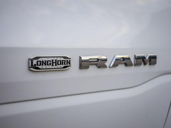 Ram 1500 V с пробегом 2021 года, цена 7 648 000 рублей, 59317 км, offers.body_type.unknown, Автокод Объявления