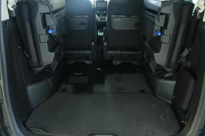 Nissan Serena V (C27) с пробегом 2018 года, цена 1 899 000 рублей, 186000 км, минивэн, Автокод Объявления