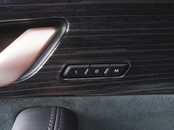 Geely Monjaro I с пробегом 2023 года, цена 3 070 000 рублей, 56059 км, внедорожник, Автокод Объявления