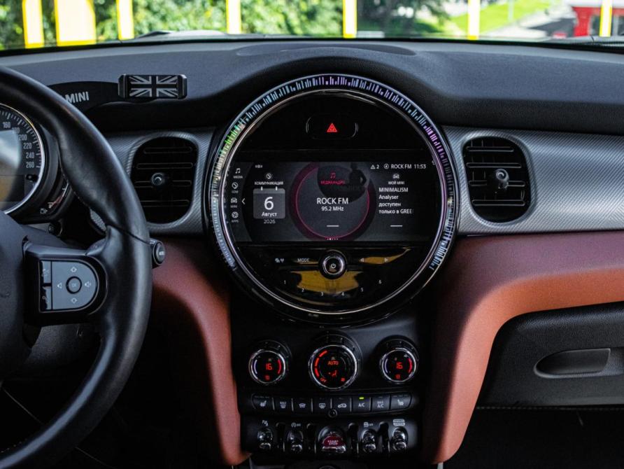 Mini Hatch III (F55/F56) Рестайлинг 2 Москва  - изображение 11