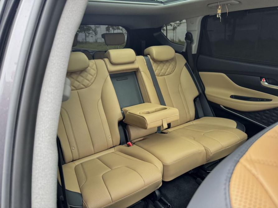 Hyundai Santa Fe IV Рестайлинг Санкт-Петербург  - изображение 29