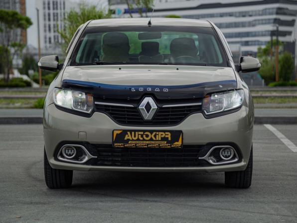 Renault Logan II с пробегом 2016 года, цена 650 000 рублей, 215300 км, седан, Автокод Объявления
