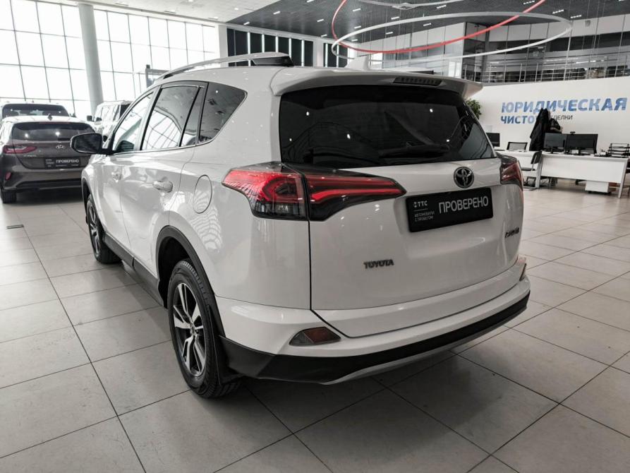 Toyota RAV4 IV (XA40) Рестайлинг Казань  - изображение 8