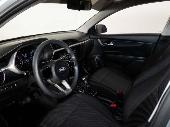 Kia Rio IV Рестайлинг с пробегом 2021 года, цена 1 740 000 рублей, 75000 км, седан, Автокод Объявления