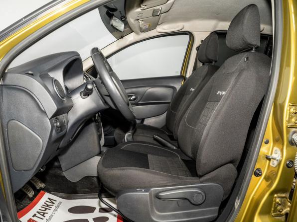 Renault Sandero II с пробегом 2016 года, цена 799 500 рублей, 67665 км, хэтчбек, Автокод Объявления