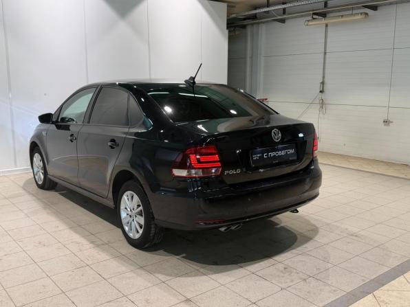 Volkswagen Polo V Рестайлинг с пробегом 2019 года, цена 1 385 000 рублей, 138000 км, седан, Автокод Объявления