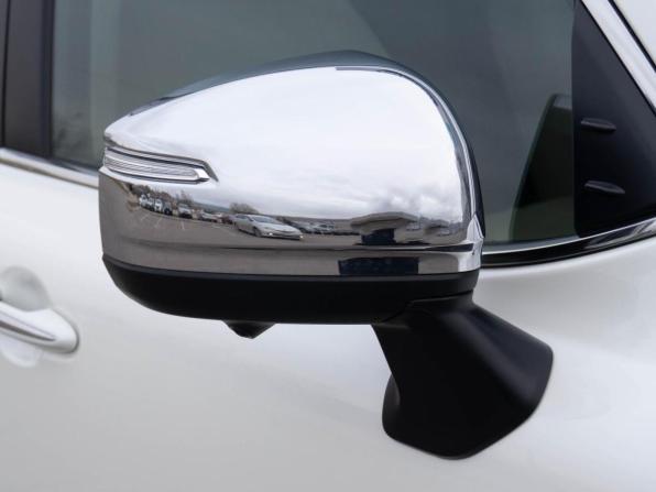 Toyota Land Cruiser 300 Series с пробегом 2022 года, цена 11 700 000 рублей, 17568 км, внедорожник, Автокод Объявления