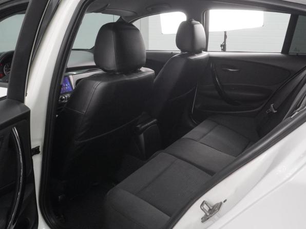 BMW 1 серии I (E81/E82/E87/E88) Рестайлинг с пробегом 2011 года, цена 997 000 рублей, 151403 км, хэтчбек, Автокод Объявления