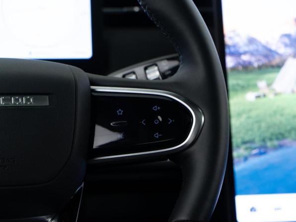 Jaecoo J7 I с пробегом 2024 года, цена 2 467 444 рубля, 11445 км, внедорожник, Автокод Объявления