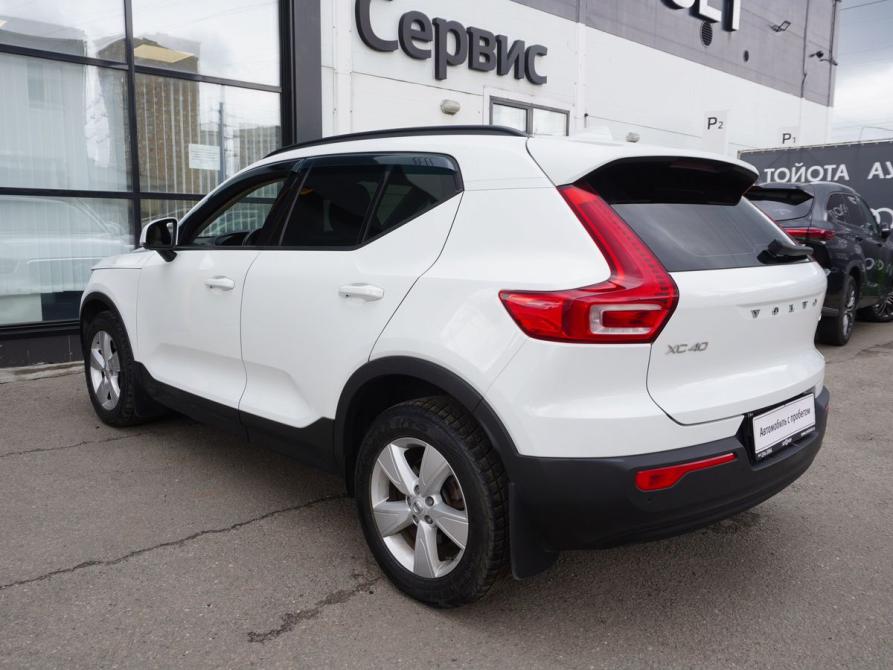 Volvo XC40 I Москва  - изображение 7
