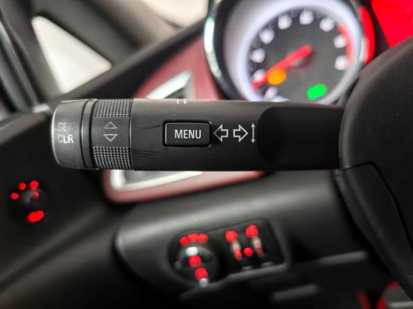 Opel Astra J Рестайлинг с пробегом 2013 года, цена 570 000 рублей, 240000 км, хэтчбек, Автокод Объявления