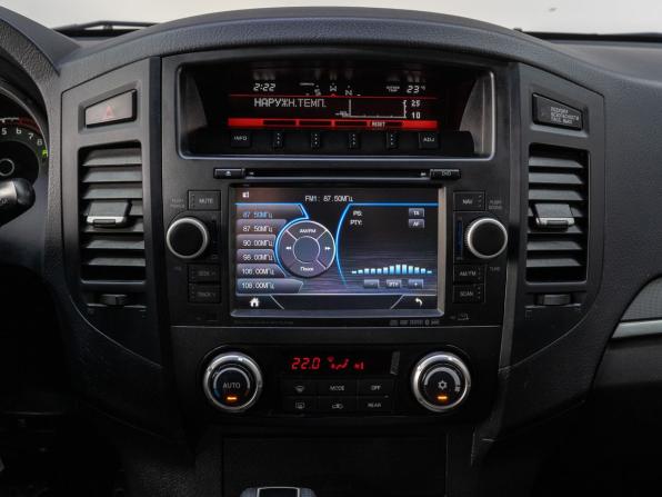 Mitsubishi Pajero IV Рестайлинг 1 с пробегом 2014 года, цена 2 270 000 рублей, 245875 км, внедорожник, Автокод Объявления