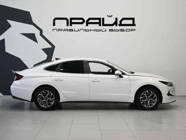 Hyundai Sonata VIII (DN8) с пробегом 2021 года, цена 2 189 900 рублей, 128000 км, седан, Автокод Объявления