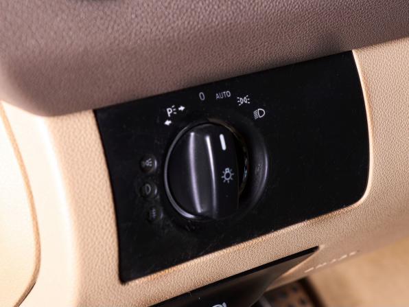 Mercedes-Benz M-Класс II (W164) Рестайлинг с пробегом 2010 года, цена 1 300 000 рублей, 177126 км, внедорожник, Автокод Объявления