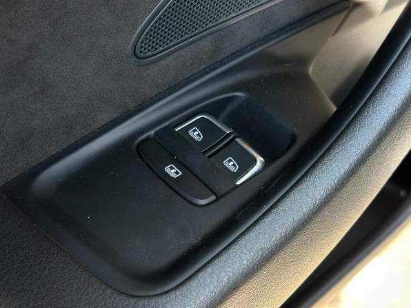 Audi A8 III (D4) с пробегом 2013 года, цена 1 890 000 рублей, 184000 км, седан, Автокод Объявления