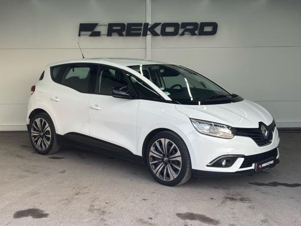 Renault Scenic IV с пробегом 2017 года, цена 1 499 000 рублей, 177000 км, компактвэн, Автокод Объявления