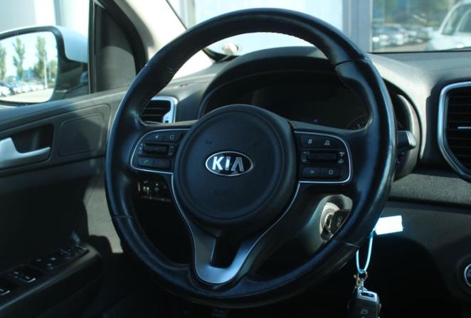 Kia Sportage III Рестайлинг с пробегом 2016 года, цена 1 900 000 рублей, 200768 км, внедорожник, Автокод Объявления