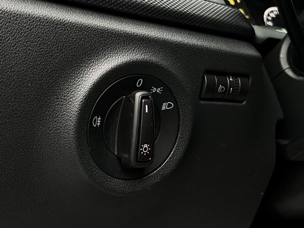 Volkswagen Polo VI с пробегом 2022 года, цена 1 624 800 рублей, 74841 км, лифтбек, Автокод Объявления