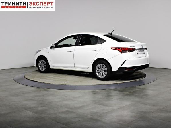 Hyundai Solaris II Рестайлинг с пробегом 2020 года, цена 1 657 000 рублей, 74380 км, седан, Автокод Объявления