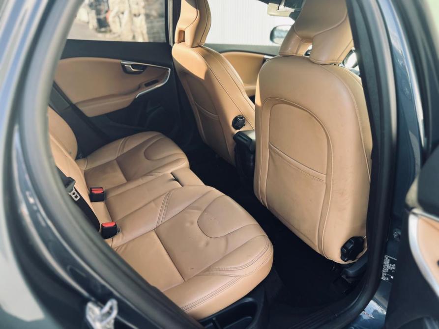 Volvo V40 Cross Country I Рестайлинг Санкт-Петербург  - изображение 12