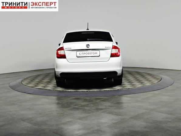 Skoda Rapid I с пробегом 2017 года, цена 1 167 000 рублей, 210792 км, лифтбек, Автокод Объявления