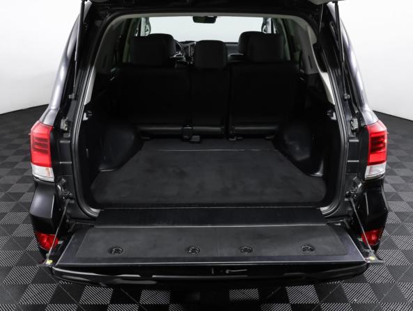 Toyota Land Cruiser 200 Series Рестайлинг 2 с пробегом 2019 года, цена 6 290 000 рублей, 218203 км, внедорожник, Автокод Объявления