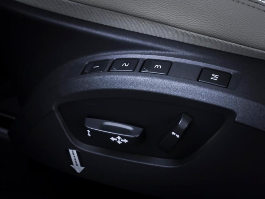 Volvo C30 I Рестайлинг Москва  - изображение 17