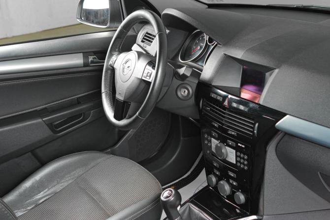 Opel Astra H Рестайлинг с пробегом 2011 года, цена 569 000 рублей, 269500 км, хэтчбек, Автокод Объявления
