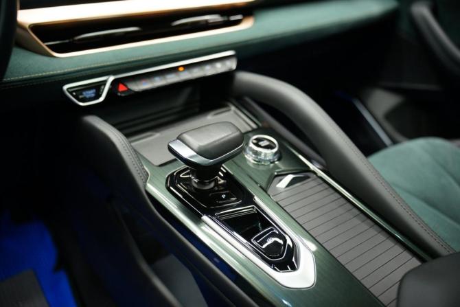 Geely Monjaro I с пробегом 2023 года, цена 3 340 000 рублей, 45000 км, внедорожник, Автокод Объявления