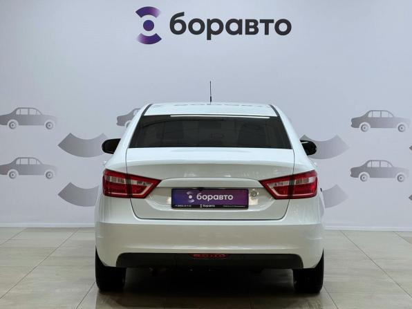 Lada (ВАЗ) Vesta I с пробегом 2017 года, цена 930 000 рублей, 121632 км, седан, Автокод Объявления
