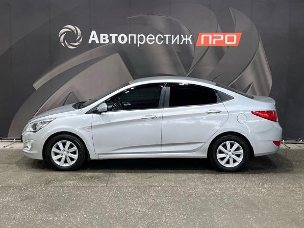 Hyundai Solaris I Рестайлинг с пробегом 2014 года, цена 730 000 рублей, 186230 км, седан, Автокод Объявления