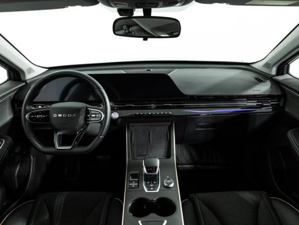 Omoda C5 I Рестайлинг с пробегом 2024 года, цена 1 939 700 рублей, 4900 км, внедорожник, Автокод Объявления