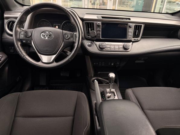 Toyota RAV4 IV (XA40) Рестайлинг с пробегом 2019 года, цена 2 299 000 рублей, 158244 км, внедорожник, Автокод Объявления