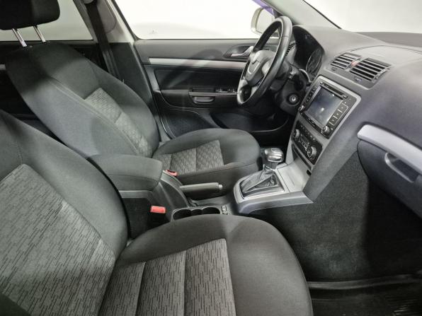 Skoda Octavia II (A5) Рестайлинг с пробегом 2013 года, цена 930 000 рублей, 143430 км, универсал, Автокод Объявления