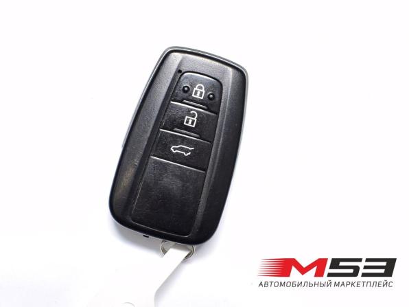 Toyota Land Cruiser Prado 150 Series Рестайлинг 3 с пробегом 2021 года, цена 5 734 995 рублей, 74759 км, внедорожник, Автокод Объявления