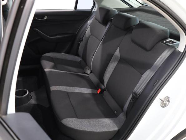 Skoda Rapid II с пробегом 2021 года, цена 1 559 000 рублей, 157701 км, лифтбек, Автокод Объявления