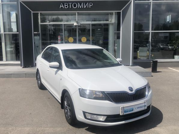 Skoda Rapid I с пробегом 2016 года, цена 999 500 рублей, 175886 км, лифтбек, Автокод Объявления