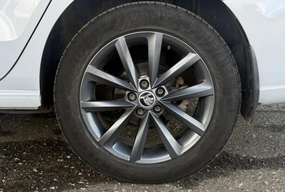 Volkswagen Polo V Рестайлинг Киров  - изображение 31