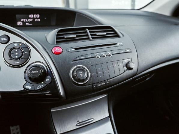 Honda Civic VIII с пробегом 2007 года, цена 775 000 рублей, 61555 км, хэтчбек, Автокод Объявления