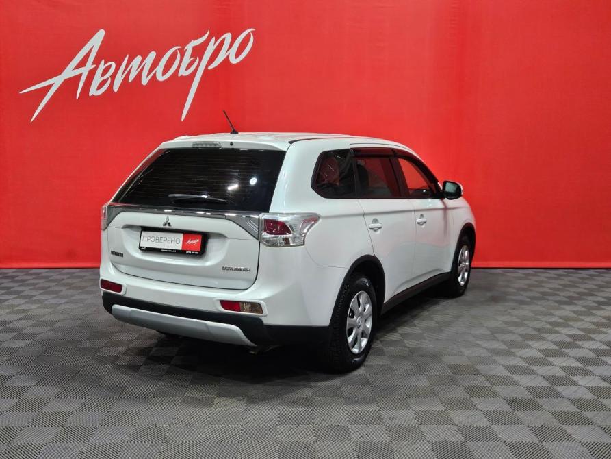 Mitsubishi Outlander III Рестайлинг Вологда  - изображение 5