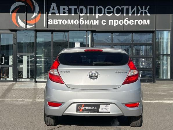 Hyundai Solaris I с пробегом 2014 года, цена 834 000 рублей, 143618 км, хэтчбек, Автокод Объявления
