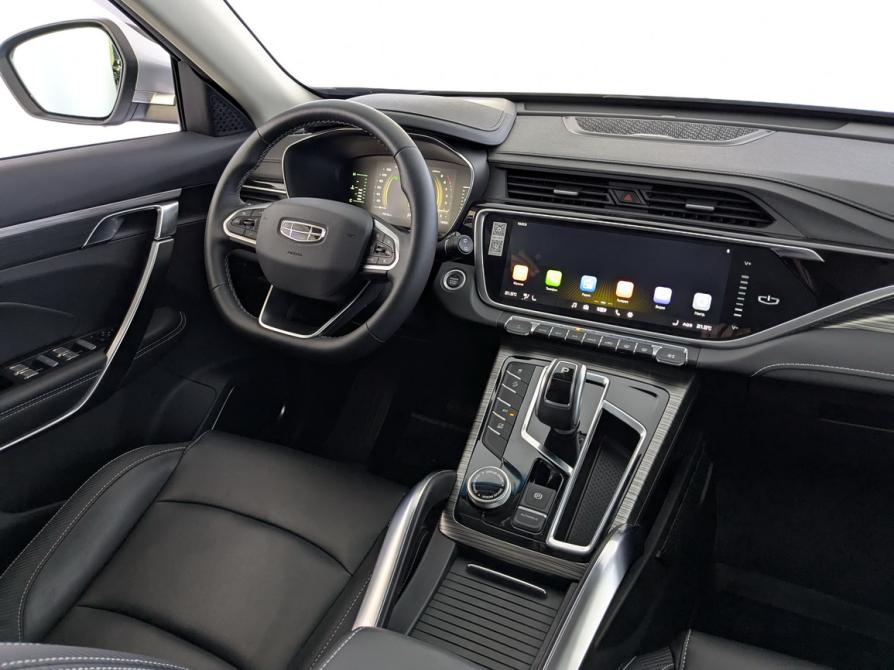 Geely Atlas Pro Москва  - изображение 29
