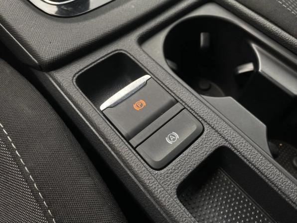 Skoda Octavia IV (A8) с пробегом 2021 года, цена 2 099 000 рублей, 75173 км, лифтбек, Автокод Объявления